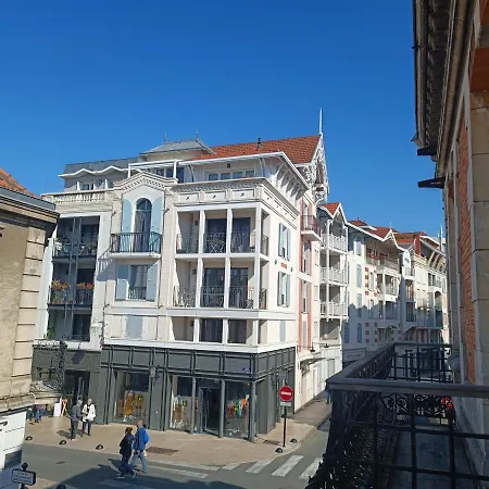 T3 Moderne Ultra Centre *